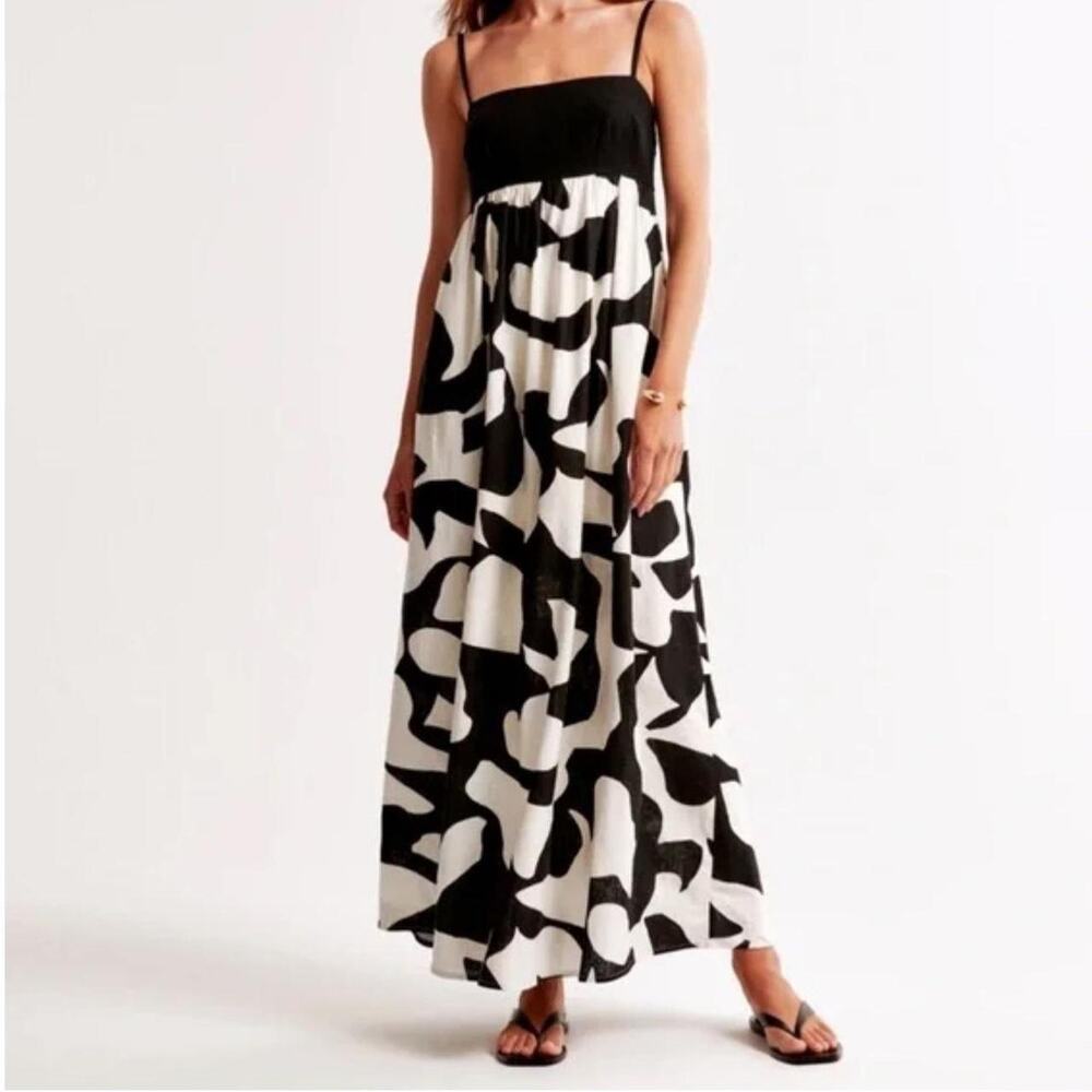 Abercrombie & Fitch Black and white linen maxi dress